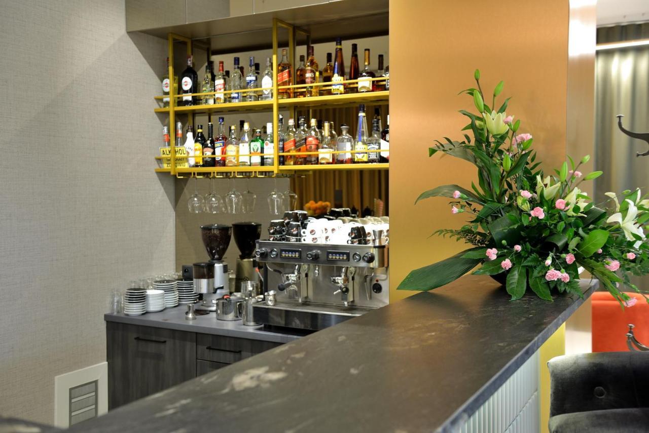Quest Hotel - Dawniej Hotel Planeta Brzesko Ngoại thất bức ảnh