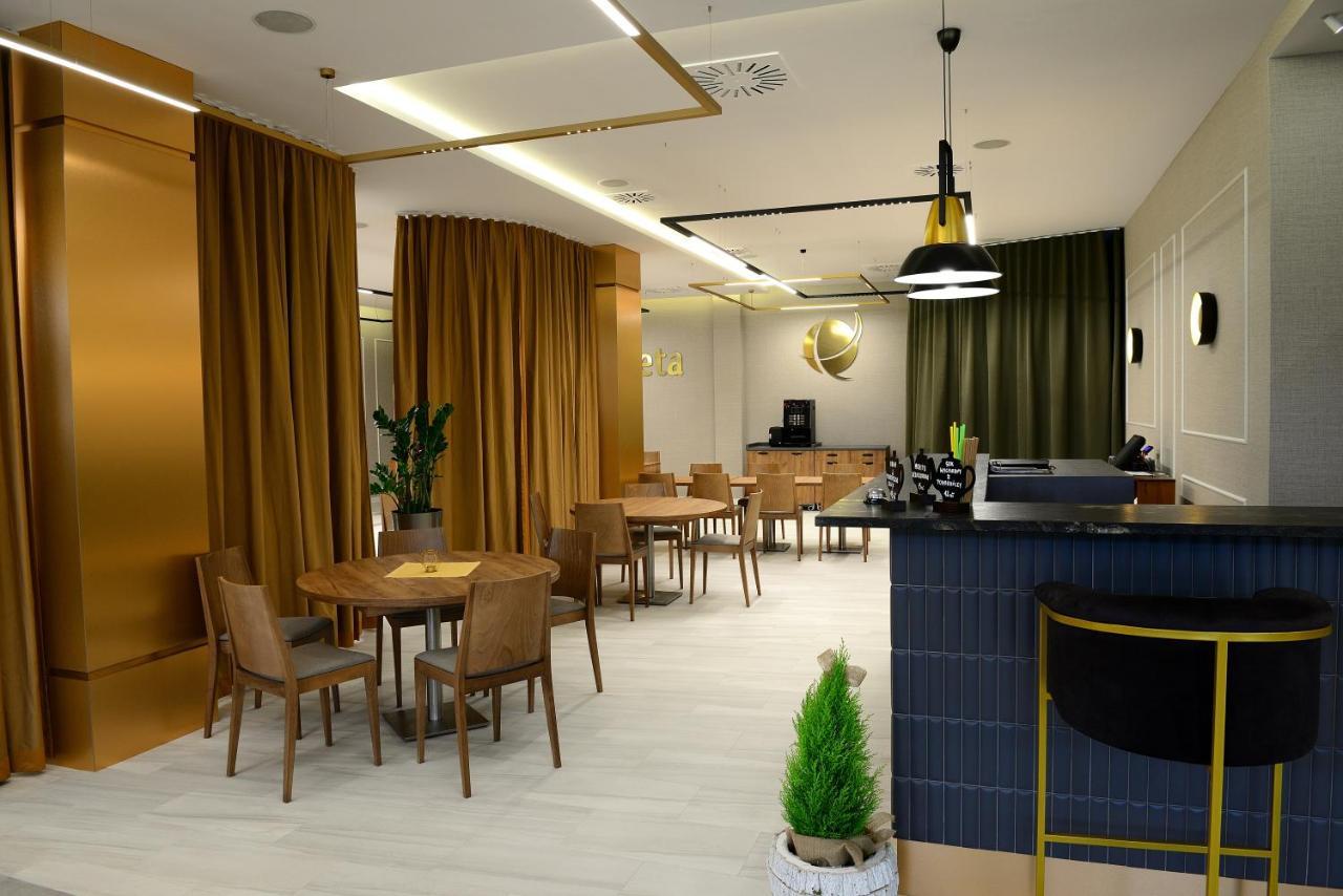 Quest Hotel - Dawniej Hotel Planeta Brzesko Ngoại thất bức ảnh