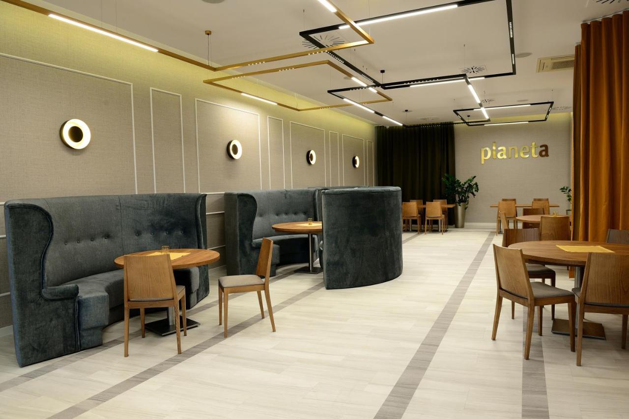 Quest Hotel - Dawniej Hotel Planeta Brzesko Ngoại thất bức ảnh