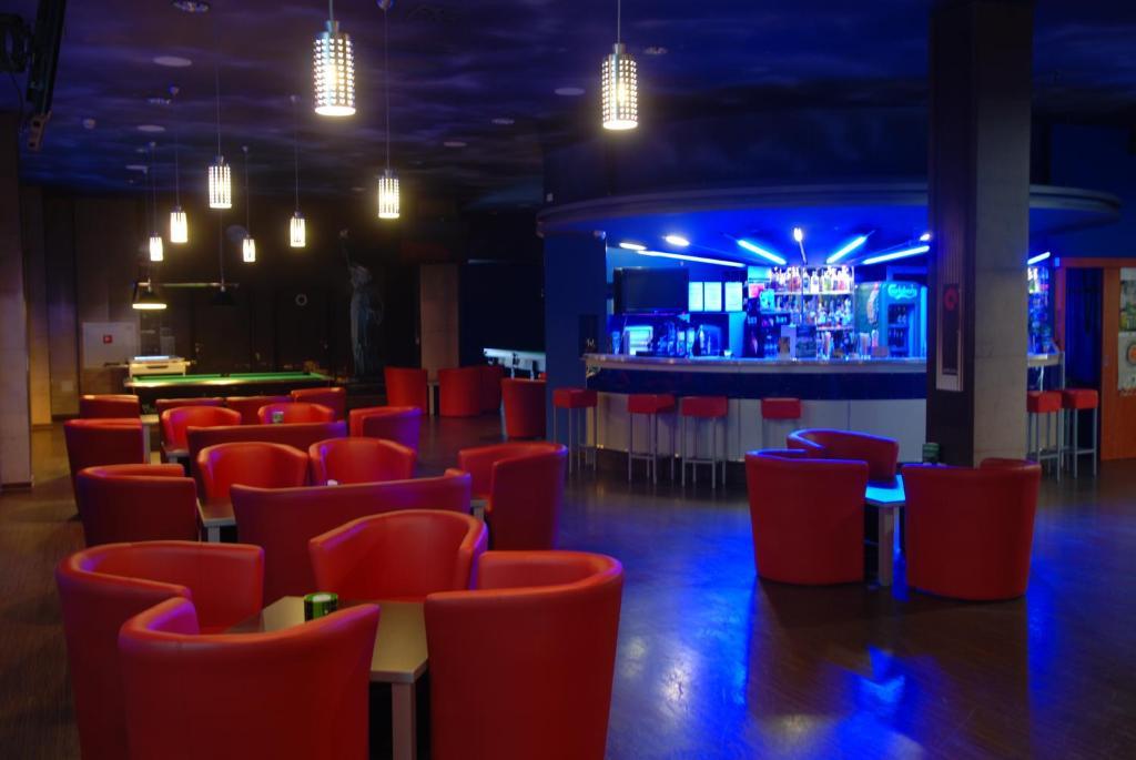 Quest Hotel - Dawniej Hotel Planeta Brzesko Ngoại thất bức ảnh