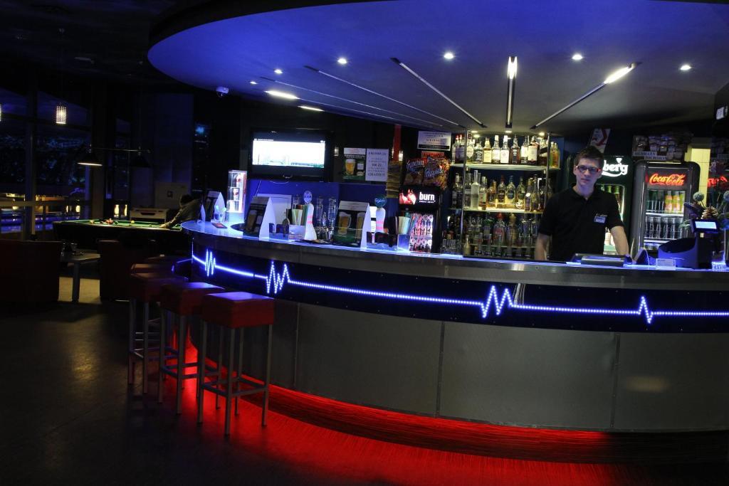 Quest Hotel - Dawniej Hotel Planeta Brzesko Ngoại thất bức ảnh