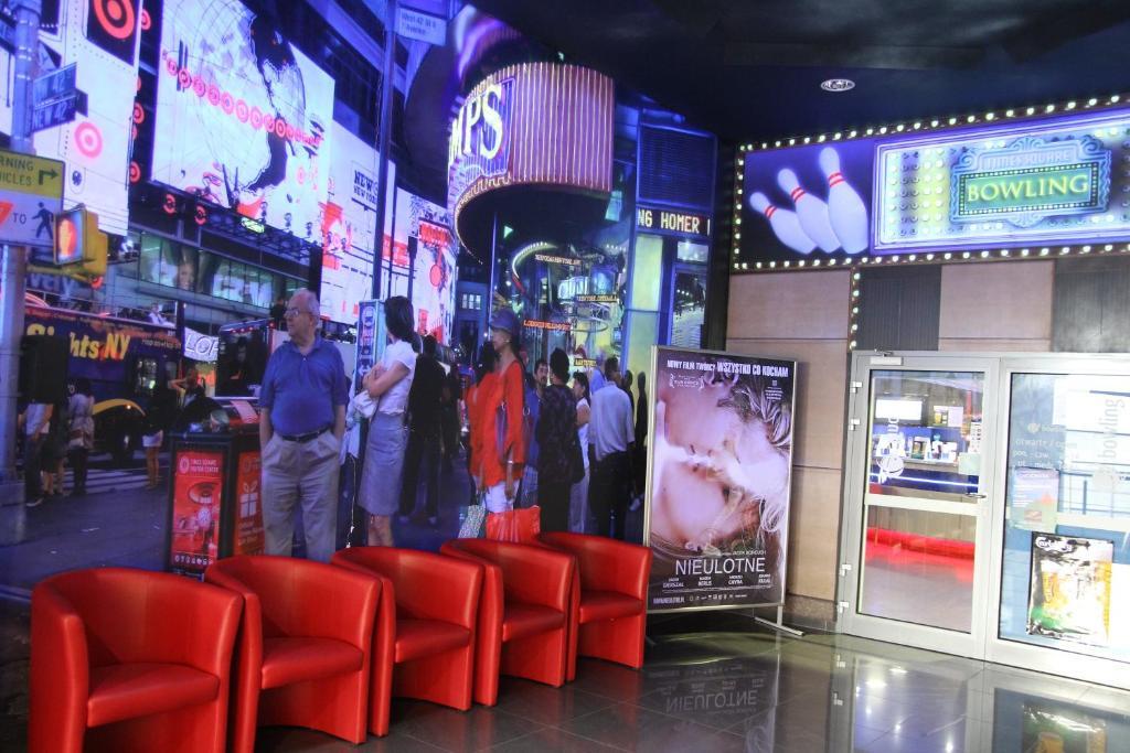 Quest Hotel - Dawniej Hotel Planeta Brzesko Ngoại thất bức ảnh